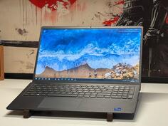 Dell Dell Vostro 3530 - 15.6" Intel i7 16GB GB