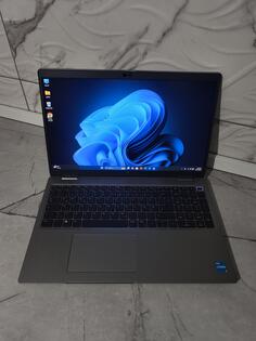 Dell - 15.6" Intel i5 16GB GB