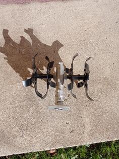 prodajem novu frezu za trimer.