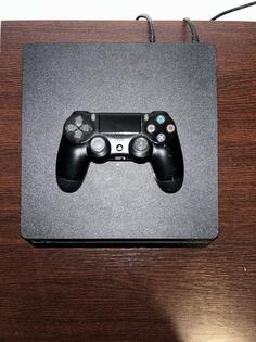 Sony - PlayStation 4