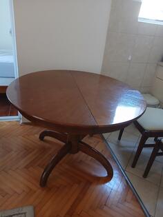 Prodajem stol I sent stolica.