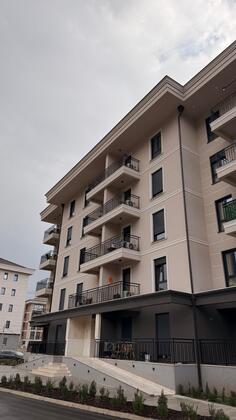 Jednosoban stan 37m2 - Podgorica - Tološi