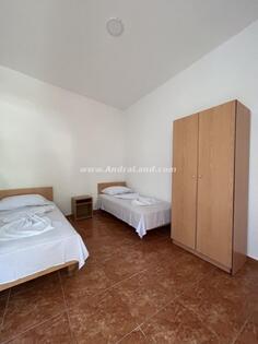 Motel 400m2 - Bar - Sutomore