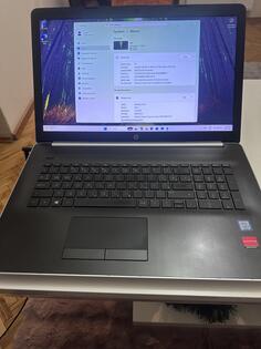 HP HP laptop 17 - 17.3" Intel i3 8GB GB