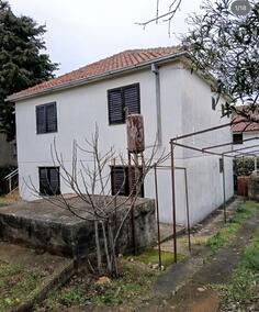 Porodična kuća 80m2 - Bar - > Okolina grada