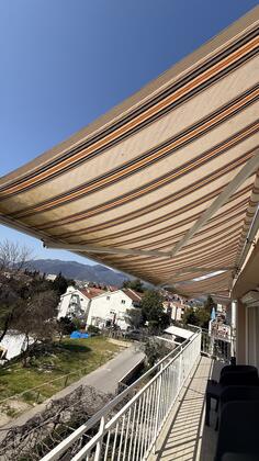 Dvije tende od po 4 m