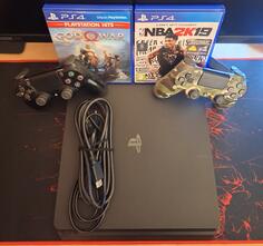 Sony - PlayStation 4