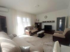 Dvosoban stan 104m2 - Podgorica - Tološi