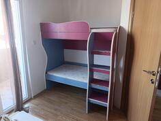 Dječji krevet na sprat sa dušecima.Dimenzija dušeka 70x160
