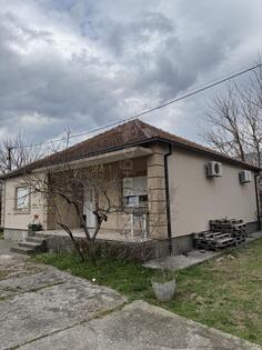 Porodična kuća 140m2 - Bar - Polje