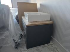 Umivaonik sa ogledalom