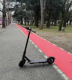 HT - Xiaomi Mi M365 električni trotinet