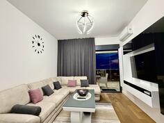 Jednosoban stan 62m2 - Bar - Centar grada