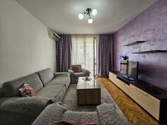 Jednosoban stan 55m2 - Bar - Centar grada