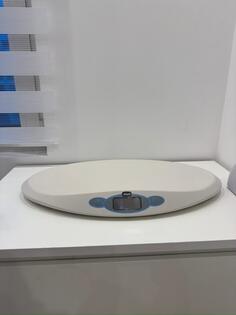 Chicco Digitalna elektronska vaga za bebe Comfort