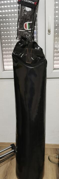 Vreca za box sa drzacem za zid i rukavice