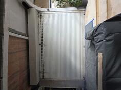 Prodajam dvoje rolo vrata na daljinsko upravljanje