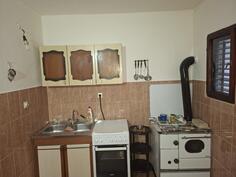 Porodična kuća 55m2 - Podgorica - Masline