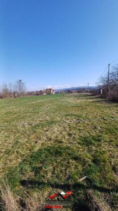 Građevinsko zemljište 1000m2 - Nikšić - Kličevo