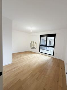 Jednosoban stan 54m2 - Bar - Centar grada