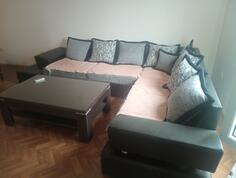 Prodajem sto sa staklom