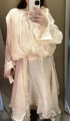 Prodajem novu haljinu sa etiketom