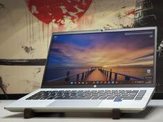 HP - 14.1" Intel i5 32GB GB