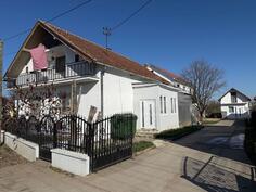 Porodična kuća 274m2 - Stara Pazova - Vojka