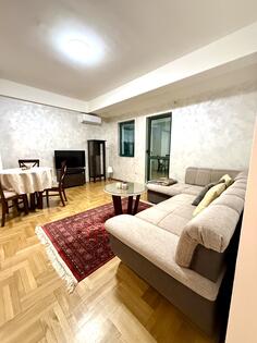 Jednosoban stan 60m2 - Podgorica - Podgorica (uži dio)