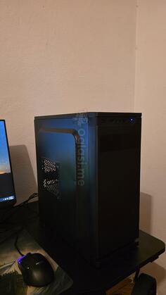 Desktop - Intel i5 - 8GB GB DDR4 - HDD + SSD