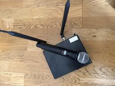 Shure QLXD bezicni mikrofon + baza
