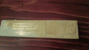 starinska brijačka britva sa futrolom 