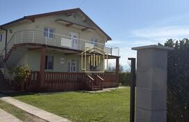 Porodična kuća 250m2 - Podgorica - Golubovci