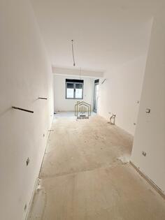 Jednosoban stan 43m2 - Podgorica - Stari Aerodrom