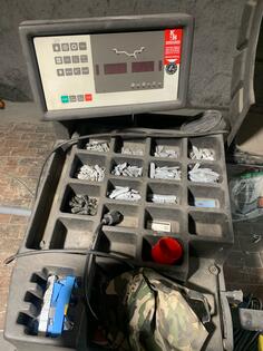 Prodajem masinu za balansiranje guma