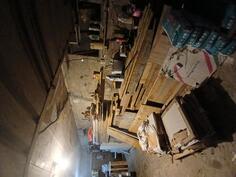 Prodajem drvenu gradju(grede.blazujke.daske)