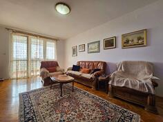 Trosoban stan 112m2 - Bar - Centar grada