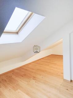 Garsonjera 19m2 - Nikšić - Centar grada