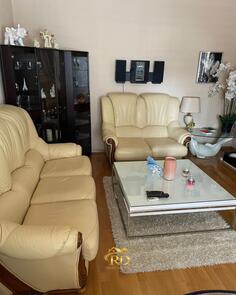 Porodična kuća 150m2 - Podgorica - Podgorica (uži dio)