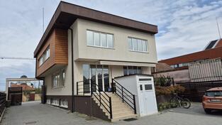 Poslovna zgrada 464m2 - Novi Sad - Novi Sad