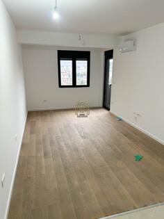 Jednosoban stan 43m2 - Podgorica - Stari Aerodrom