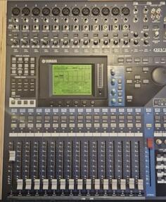 Digitalni mikser yamaha