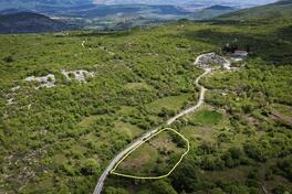 Poljoprivredno zemljište 2500m2 - Podgorica - Preko Morače