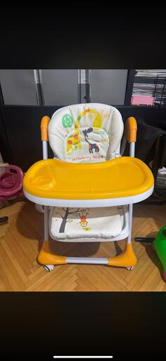 prodajem polovnu hranilicu skroz ocuvanu