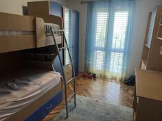 Djecja soba sa krevetom na sprat