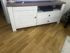 TV komoda. Nema tragova korištenja. 