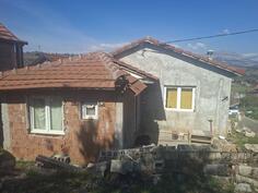 Porodična kuća 53m2 - Podgorica - Vranići