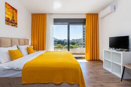 Garsonjera 31m2 - Bar - Centar grada