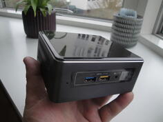intel NUC7i5BNH - Intel i5 - 0GB GB DDR4 - SSD disk
