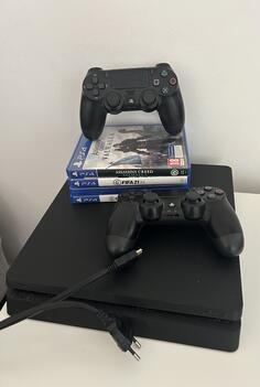 Sony - PlayStation 4